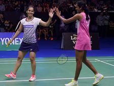 தேசிய சீனியர் பாட்மின்டன் அரை இறுதியில் சிந்து, சாய்னா, கிடாம்பி ஸ்ரீகாந்த்