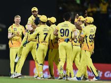 சிறுவயதில் சாலையில் அமர்ந்து நிலக்கடலை விற்றேன்.. கடந்த காலம் பற்றி மனம்திறந்த சிஎஸ்கே வீரர்!