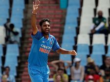 பார்முக்கு திரும்பினார் புவனேஸ்வர் குமார்