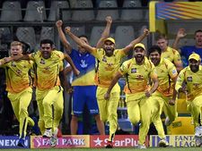 நல்லா மாட்டிக்கிட்டோம்!! ஒரு பக்கம் தேர்தல்.. மறுபக்கம் உலகக்கோப்பை.. குழப்பத்தில் ஐபிஎல் அணிகள்