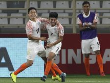 கோல் மழை பொழிந்த இந்திய அணி…. தாய்லாந்து அணியை பந்தாடி அபார வெற்றி !!