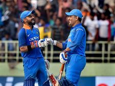 தலைசிறந்த 3 வீரர்களுக்கு எதிராக ஆடுகிறோம்.. புகழ்ந்து தள்ளிய ஆஸி. கோச்! 3 வீரர்கள் யாரா இருக்கும்?