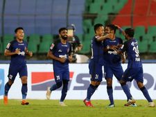 ISL 2019 : பெங்களூரு அணியை வீழ்த்தி சென்னை அணி அபார வெற்றி!!