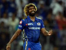 இந்தியா To இலங்கை.. அப்புறம் இலங்கை  To இந்தியா… மாறி, மாறி பறக்கும் மலிங்கா… என்னாச்சு? 