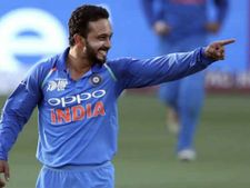 டீமில் கேதார் ஜாதவ் இருக்காரா? இல்லையா? சந்தேகமே வேண்டாம்.. தெளிவான பதில் கிடைச்சுருச்சு!