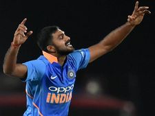 இவங்க 2 பேரும் ஒழுங்கா ஆடலை.. அப்ப விஜய் ஷங்கருக்கு ரூட் கிளியர் ஆகுமா?