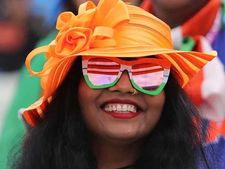 இந்திய ரசிகர்கள் அநியாயம் பண்றாங்க.. எங்க ஊர்ல எங்களுக்கே மரியாதை இல்லை.. பொங்கும் இங்கிலாந்து!