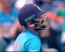 தனக்கு தானே ஆப்பு வைத்துக் கொண்ட விராட் கோலி.. ரசிகர்கள் பேரதிர்ச்சி! #INDvsPAK