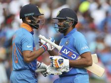 கோலி Vs ரோகித் மோதல்..? 2 அணிகளான வீரர்கள்.. வெளிச்சத்துக்கு வந்த கோஷ்டி அரசியல்