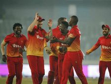 கிரிக்கெட் கிட்டை எரித்துவிட்டு வேறு வேலைக்கு தான் போகணுமா...? ஐசிசியால் உருகிய முக்கிய வீரர்