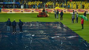 IND vs SL : பிசிசிஐ செய்த சொதப்பல்.. இந்தியா - இலங்கை முதல் டி20 மழையால் கைவிடப்பட்டது!