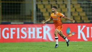 ISL 2019-20 : 4 கோல் அடித்து மிரட்டல்.. ஹைதராபாத் அணியை வீழ்த்தி கோவா அபார வெற்றி!