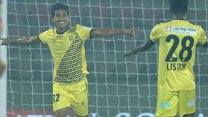 ISL 2019-20 : இதை எதிர்பார்க்கலையே.. நார்த் ஈஸ்ட் அணிக்கு ஷாக் கொடுத்த ஹைதராபாத்!