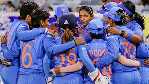வரலாறு படைத்த இந்திய மகளிர் அணி.. ஒரு பந்து கூட வீசாமல் உலகக்கோப்பை இறுதிப் போட்டிக்கு முன்னேறியது!