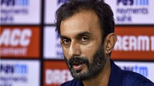 சூழ்நிலைக்கு ஏத்த மாதிரி மாத்தி ஆடறதுதான் விராட் கோலியோட பலம்... விக்ரம் ரத்தோர்