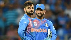 தோனியோட கஷ்டத்தை அப்பதான் புரிஞ்சுகிட்டேன்.. கோலியால் மறக்கவே முடியாத அந்த 2 ஓவர்!