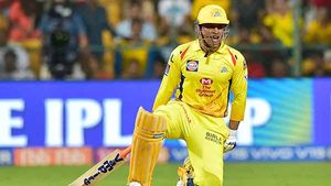 2 வருடம் முன் தோனி எடுத்த முடிவு.. சிஎஸ்கேவின் அந்த தவறு..சென்னையை விடாமல் துரத்தும் பெரிய பிரச்சனை!