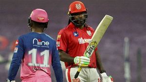 பேட்டை தூக்கி எறிந்து.. கோபத்தில் சீறிய கிறிஸ் கெயில்.. பரபரப்பை கிளப்பிய தருணம்.. என்ன நடந்தது?