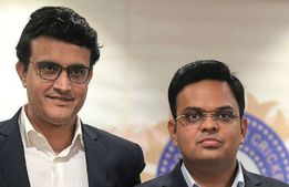 குஜராத்துக்கு தனி ஐபிஎல் டீம்.. வேக வேகமாக வேலை செய்யும் கங்குலி.. பரபர பின்னணி.. இதான் மேட்டரா?