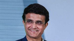 நள்ளிரவில்.. நெருங்கிய நண்பருக்கு மெசேஜ் அனுப்பிய கங்குலி.. இதயத்தில் ஏற்பட்ட அடைப்பு.. பின்னணி
