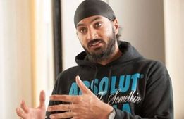 4வது போட்டியிலயும் இதேமாதிரி விக்கெட் விழுந்தா... இந்தியாவோட பாயிண்ட்சை குறைக்கணும்!