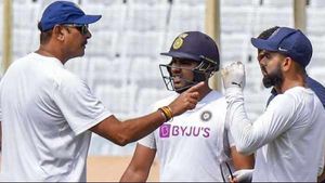 பெரிதாக முகம் கொடுக்கவில்லை.. தூது போன வீரர்கள்.. சேப்பாக்கத்தில் கோலி - ரோஹித் இடையே நடந்தது என்ன?