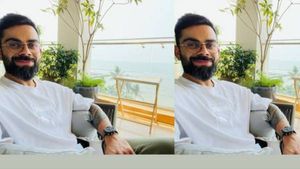 ஏப்ரல் ஒன்னுல ஆர்சிபி கேம்ப்ல இணையறாரு கோலி... குவாரன்டைன்லயும் ஈடுபட இருக்காராம்!