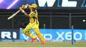போன சீசன்ல விட்டதை பிடிக்கும் தீவிரத்துடன் 'சின்ன தல'... சாதனைகளுக்காக காத்திருக்காரு... ரசிகர்களும்தான்!