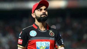 குழப்பத்தில் விராட் கோலி.தேவ்தத் பட்டிக்கலின் இடத்தை நிரப்ப வாய்ப்பிருக்கும் 3 வீரர்கள்.பலம் என்ன?