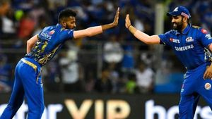 MI vs KKR: ஹர்திக் பாண்ட்யா மீண்டும் அணியில் இருந்து நீக்கம்.. பதில் சொல்லாமல் ரோஹித் 