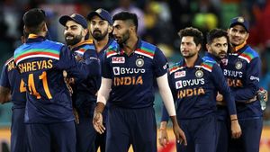 T20 WorldCup: இந்திய அணி விவரம் என்ன? சீனியர் வீரர்களுக்கு சிக்கல்.. புதிய திட்டம் போட்ட பிசிசிஐ!