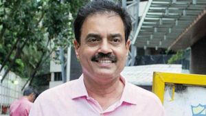 இப்போவே இந்திய அணியில் சேர்த்துடுங்க… தங்கத்தை தகரமா ஆக்கிடாதீங்க..!!