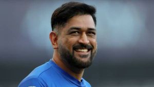 சென்னை- தோனியின் பந்தம் தொடங்கி இன்றுடன் 17 ஆண்டுகள் ஆகிறது.. எப்படி நிகழ்ந்தது தெரியுமா?