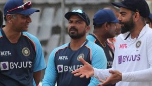 டிராவிட் - கோலிக்கு பறந்த அவசர கடிதம்.. திடீரென ஆலோசனைக்கூட்டம்..எடுக்கப்படும் முக்கிய முடிவுகள் இதோ