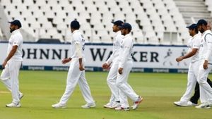 IND VS SA 3rd TEST - இந்திய பேட்ஸ்மேன்கள் மீண்டும் ஏமாற்றம்..!! குறைந்த ரன்களில் ஆட்டமிழப்பு
