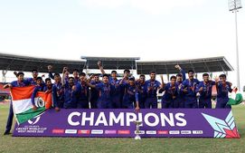 வரலாறு படைத்த இந்தியா..!! 5வது U-19 உலககோப்பையை வென்று சாதனை..!! துள்ளி குதித்த இளம் சிறுத்தைகள்..!!