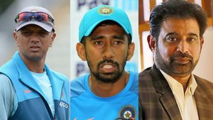 பல வீரர்களுக்கு அச்சுறுத்தல்.. டிராவிட் - தேத்தன் சிக்கினர்.. ஸ்கெட்ச் போட்ட சாஹா.. பிசிசிஐ விசாரணை