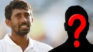 மிரட்டிய பத்திரிகையாளர் யார்?.. இறுதியாக வாய்த்திறந்த சாஹா.. கிரிக்கெட் உலகில் திடீர் பரபரப்பு!