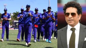 “சரித்திரத்தில் எழுதுங்கள்” U19 உலகக்கோப்பை இறுதிப்போட்டி.. இந்திய அணிக்காக சச்சின் தந்த நம்பிக்கை!