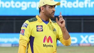 கேப்டன் பதவியின்றி தோனி ஆடிய ஒரே ஒரு போட்டி.. ரசிகர்கள் அறியாத சுவாரஸ்ய நிகழ்வு.. எப்போது தெரியுமா!!