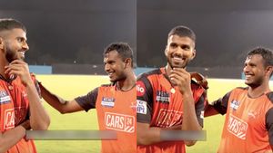 “ஆ ஹா.. மாட்டி விட்டுடானே..” நடராஜன் கேட்ட ஒற்றை கேள்வி.. வாஷிங்டன் சுந்தர் கூறிய குசும்பு பதில்!!