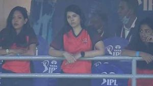 போட்ட அனைத்து கணக்கும் தப்பு.. கவலையில் காவ்யா மாறன்.. 16 போட்டியில் 3-ல் மட்டுமே எஸ்ஆர்ஹச் வெற்றி