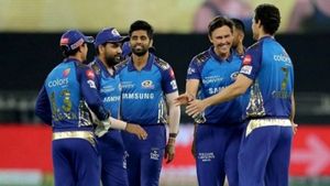 ஆர்சிபியை கைவிட்ட ரோகித் சர்மா... டெல்லிக்கு எதிராக பெரும் ரிஸ்க்.. மும்பை அணியில் நிலவும் குழப்பம்!