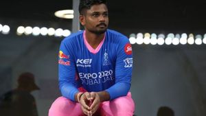 சஞ்சு சாம்சனுக்கு தொடரும் துரோகம்.. இதுக்கு பேரு தான் வாய்ப்பா? ஏன் இந்த பாகுபாடு?