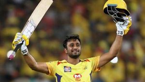 அம்பத்தி ராயுடு கிரிக்கெட்டிலிருந்து ஓய்வு? ஐபிஎல் சீசனில் இனி பங்கேற்க போவது இல்லை? காரணம் என்ன?