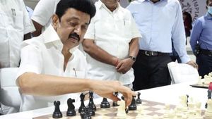 செஸ் ஒலிம்பியாட்: ஒரு செஸ் போர்ட் விலை ரூ.30,000.. தலைசுற்ற வைக்கும் எண்ணிக்கை.. அப்படி என்ன ஸ்பெஷல்