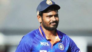 “இதெல்லாம் அநியாயம் சார்..” வெஸ்ட் இண்டீஸ் தொடரில் சஞ்சு சாம்சன் ஒதுக்கப்பட்டது ஏன்?? உண்மை காரணம்!