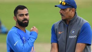 “முதல் போட்டியிலேயே அது நடக்கும்”.. விராட் கோலியின் கம்பேக்.. உணர்ச்சிவசப்பட்ட ரவிசாஸ்திரி!