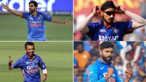 இந்தியாவின் தலைவிதியே இவங்க கையில் தான்.. ஆசிய கோப்பையில் கலக்க போகும் 4 பந்துவீச்சாளர்கள்