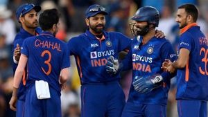 “பலே திட்டமா இருக்கே!!”.. ஆஸ்திரேலிய தொடருக்கான இந்திய அணி.. பிசிசிஐ முடிவால் ரசிகர்கள் வியப்பு!
